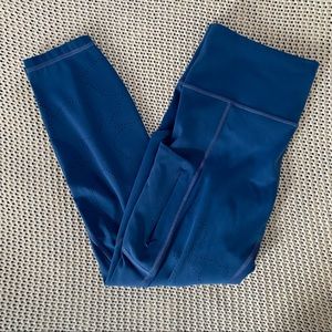 Athleta | Blue Capri Leggings